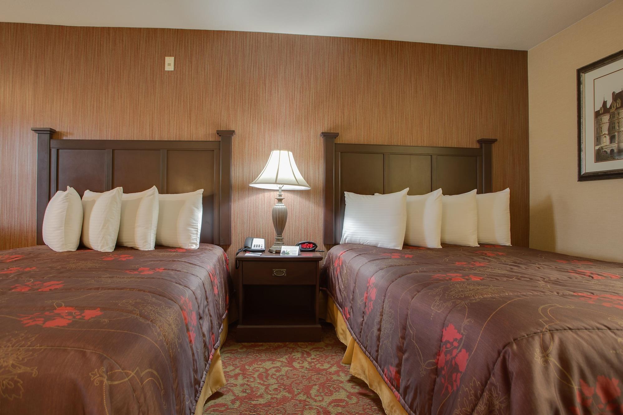 Castle Inn And Suites Anaheim Bagian luar foto