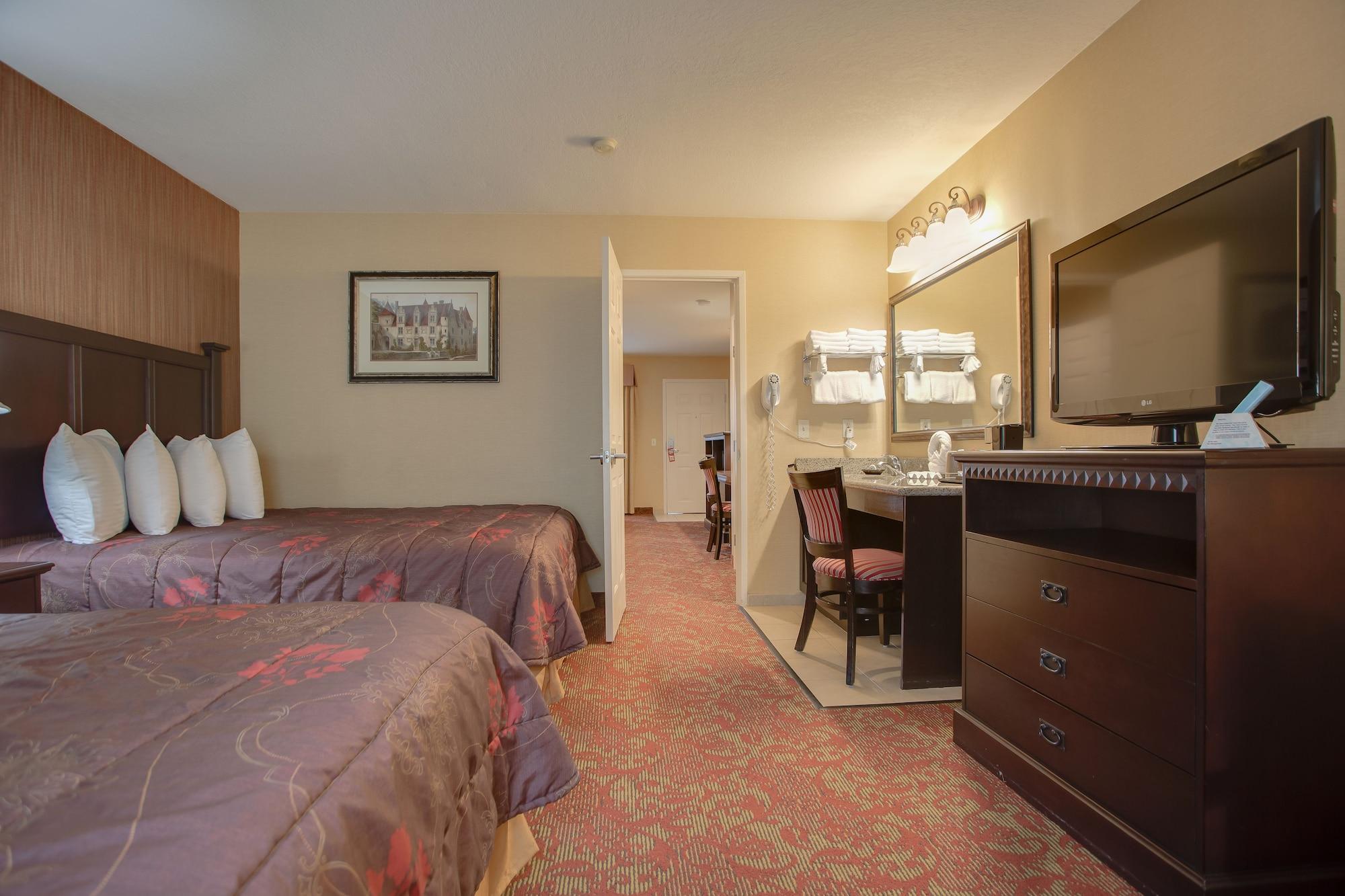 Castle Inn And Suites Anaheim Bagian luar foto