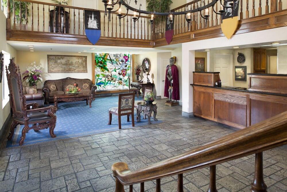 Castle Inn And Suites Anaheim Bagian luar foto